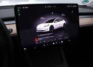 Tesla Model 3 Sedan 0,0 366 kw