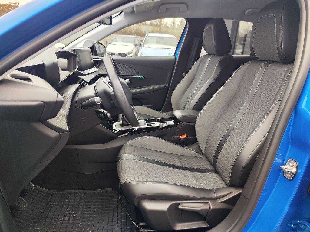 Peugeot 208 Hatchback 1,2 l 74 kw