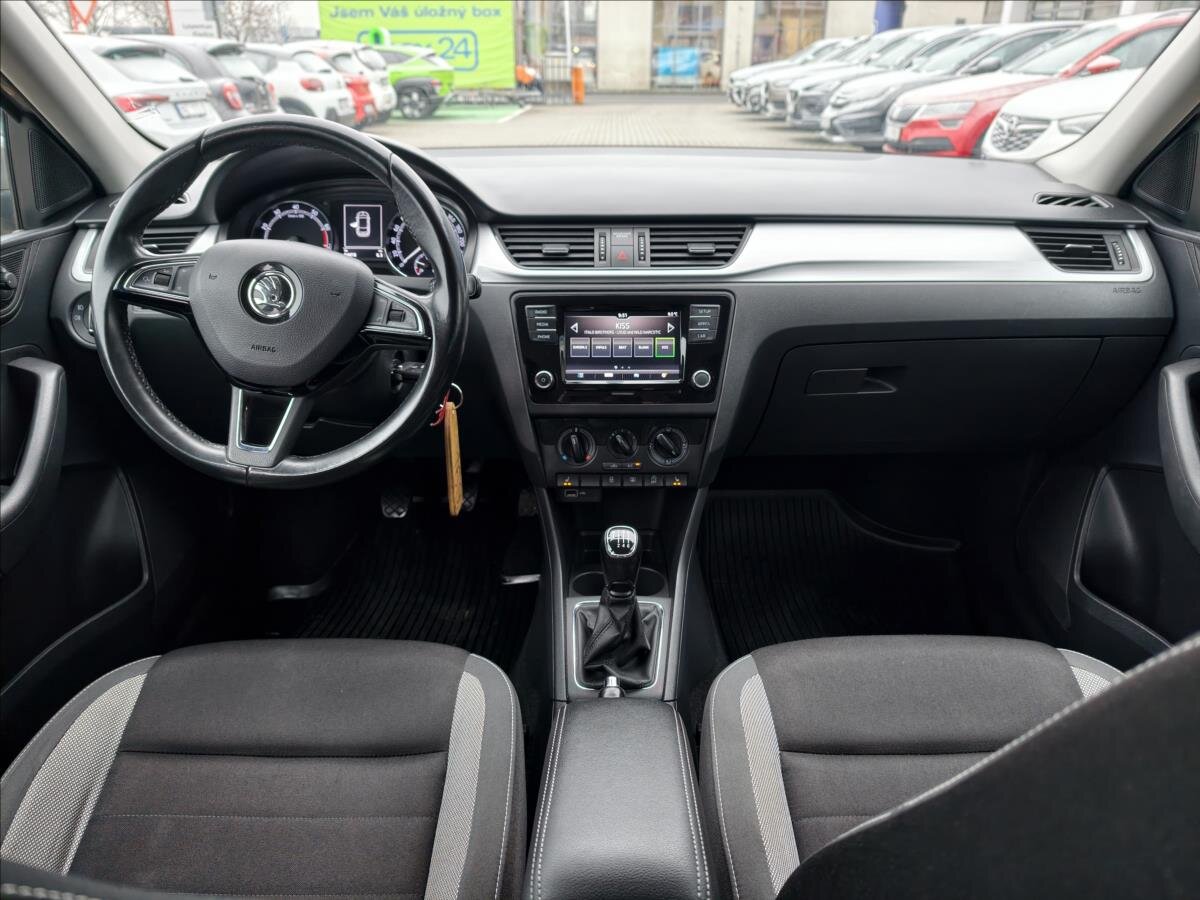 Škoda Rapid Hatchback 999,0 81 kw