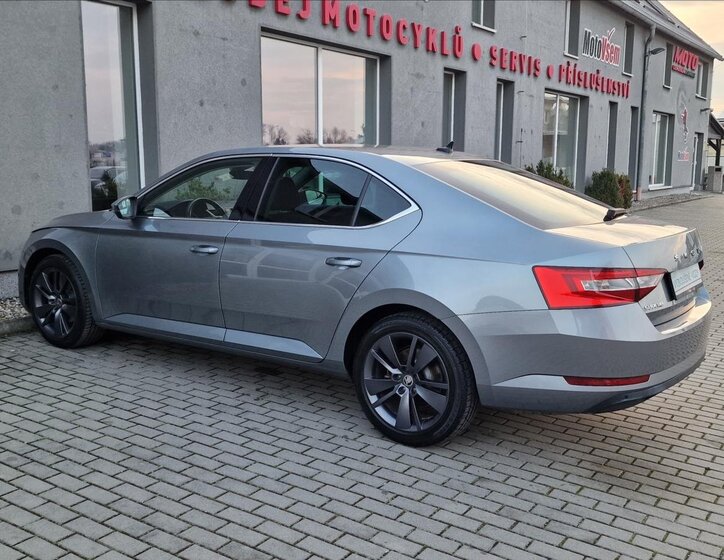 Škoda Superb 7