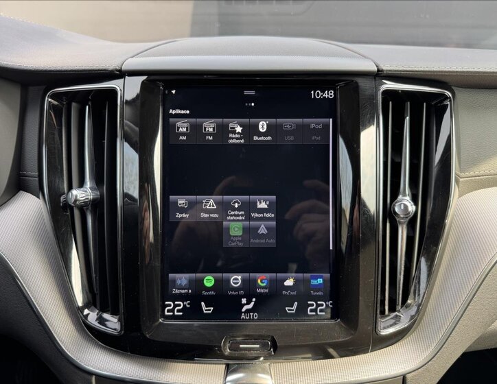 Volvo XC60 SUV / Terénní 2,0 l 173 kw