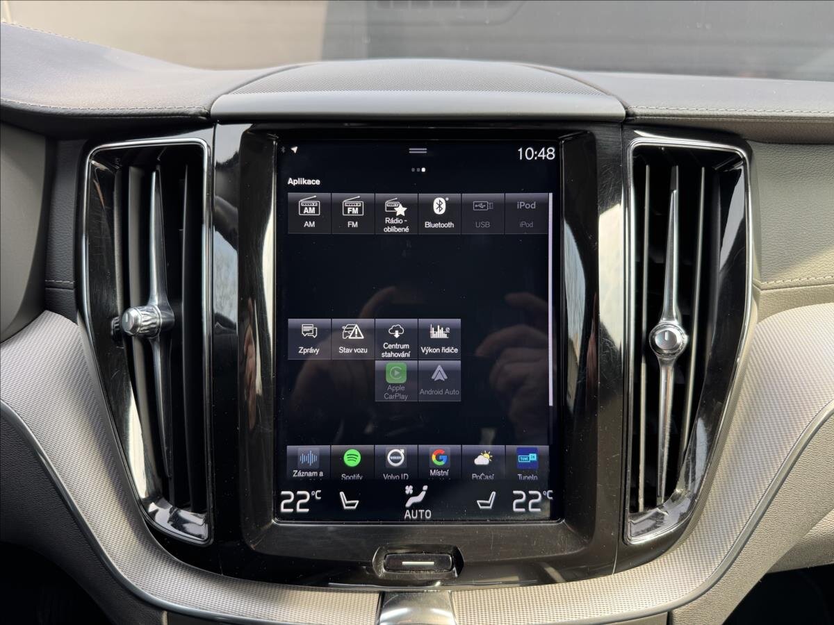 Volvo XC60 SUV / Terénní 2,0 l 173 kw