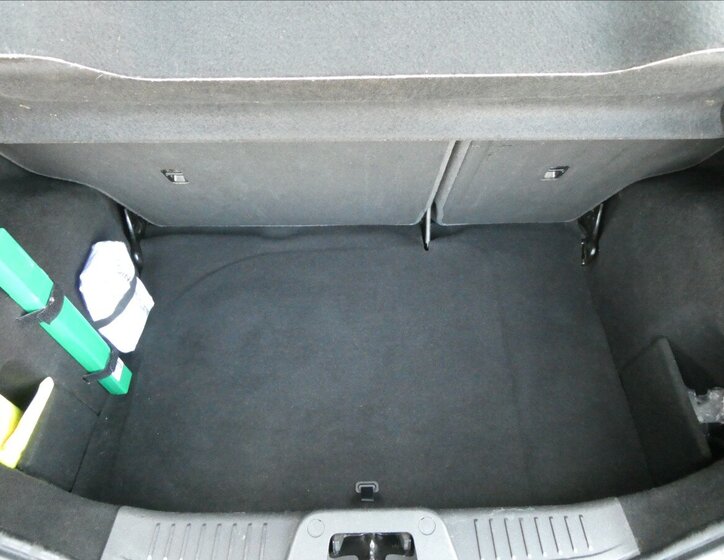 Ford Fiesta Hatchback 998,0 59 kw