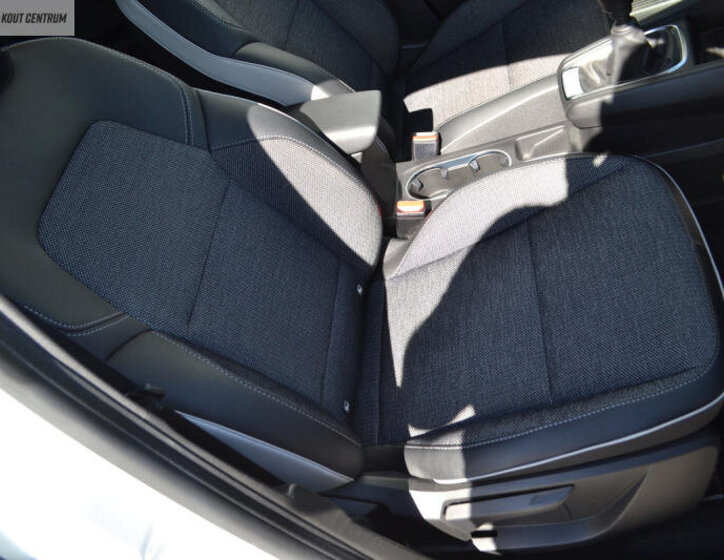 Renault Captur SUV / Terénní 1,3 l 103 kw