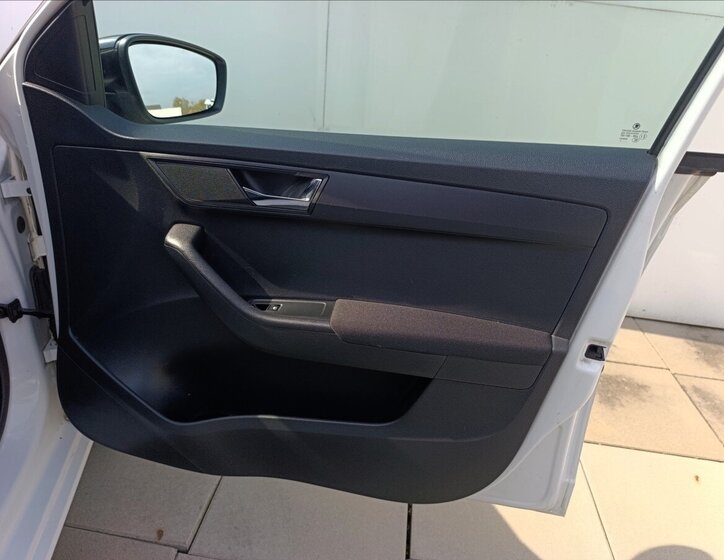 Škoda Fabia Hatchback 999,0 44 kw