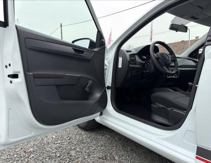 Škoda Fabia Hatchback 999,0 44 kw