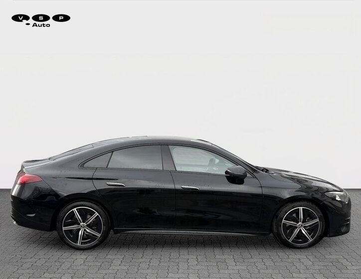 Mercedes-Benz CLA Sedan / Limuzína 1,3 l 120 kw