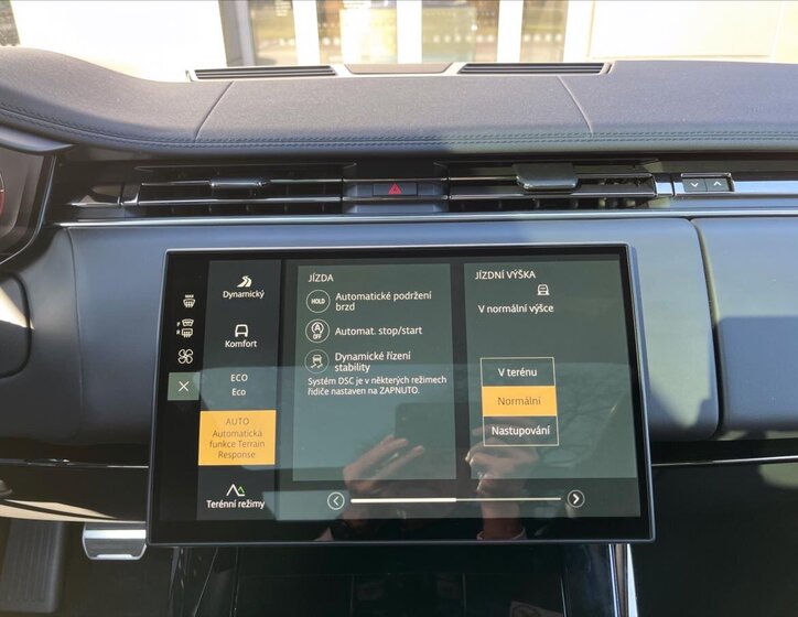 Land Rover Range Rover Sport SUV / Terénní 3,0 l 221 kw