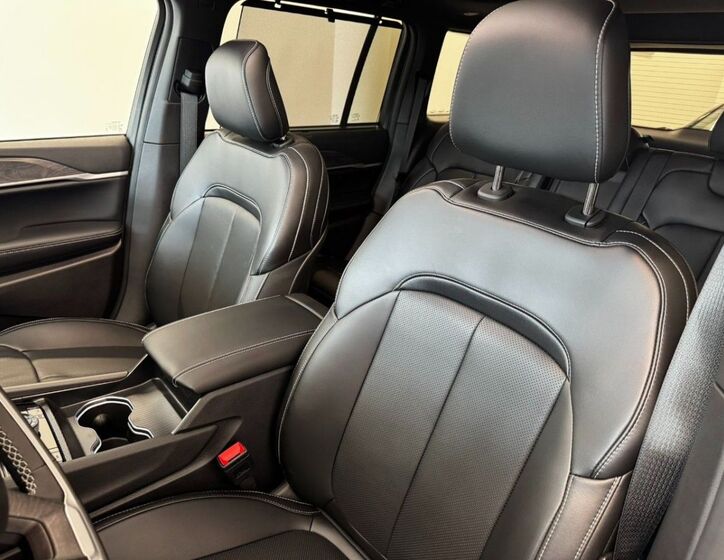 Jeep Grand Cherokee 15