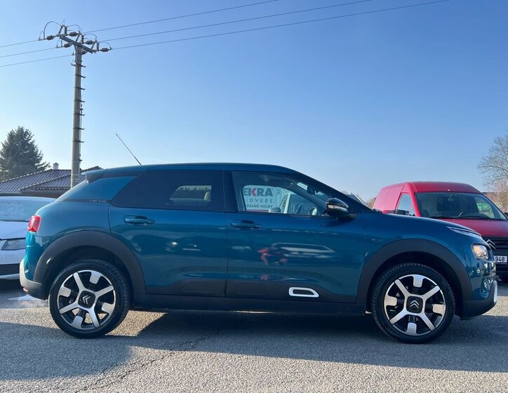 Citroën C4 Cactus Hatchback 1,2 l 96 kw