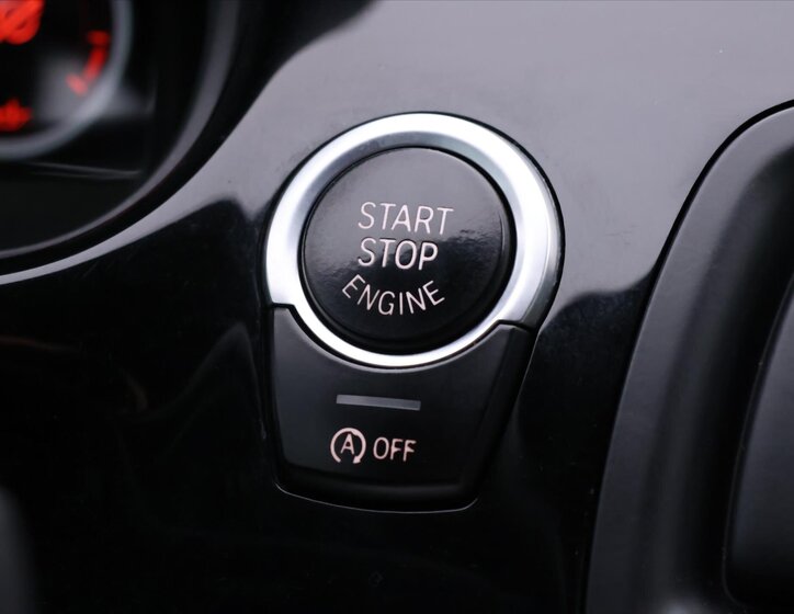 BMW Řada 6 Kupé 3,0 l 230 kw