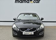 Volvo V60 Kombi 2,0 l 120 kw