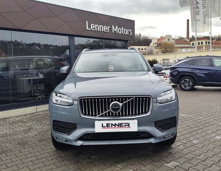 Volvo XC90 SUV 2,0 l 173 kw