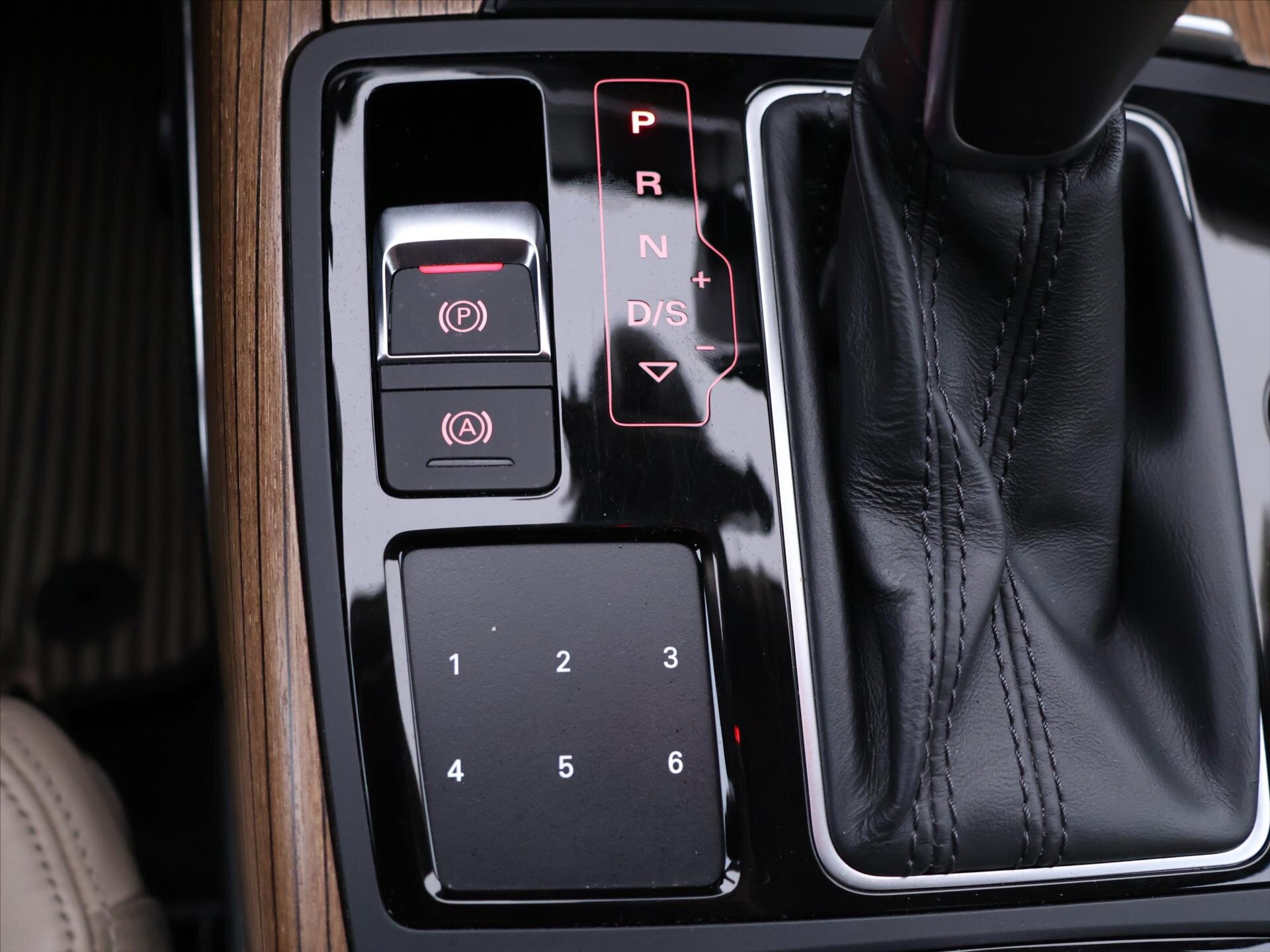 Audi A6 Allroad Kombi 3,0 l 200 kw