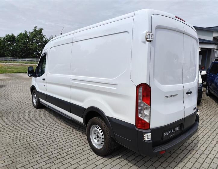 Ford Transit 8