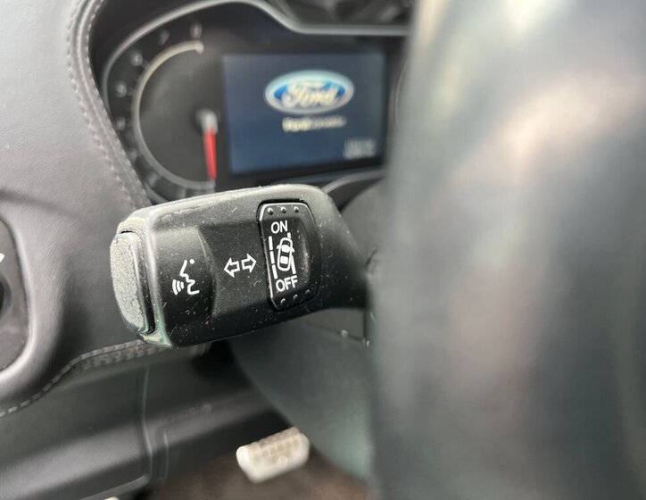 Ford S-MAX MPV 2,0 l 176 kw