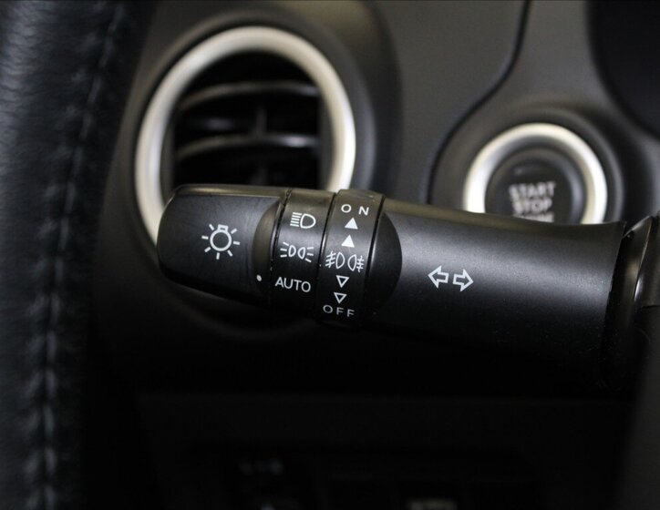 Mitsubishi Space Star Hatchback 1,2 l 52 kw