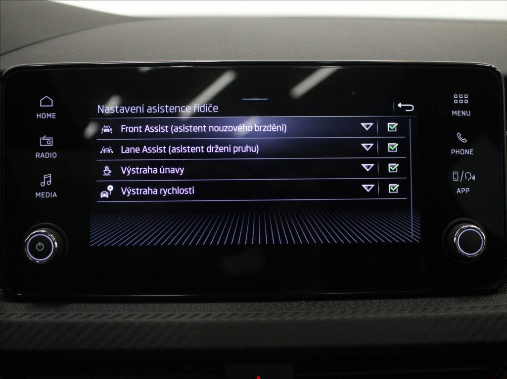 Škoda Kamiq SUV 999,0 85 kw