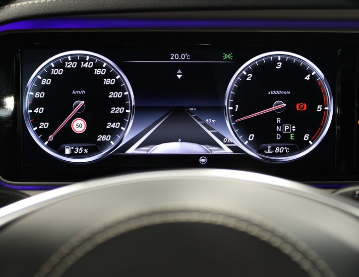 Mercedes-Benz Třídy S 16