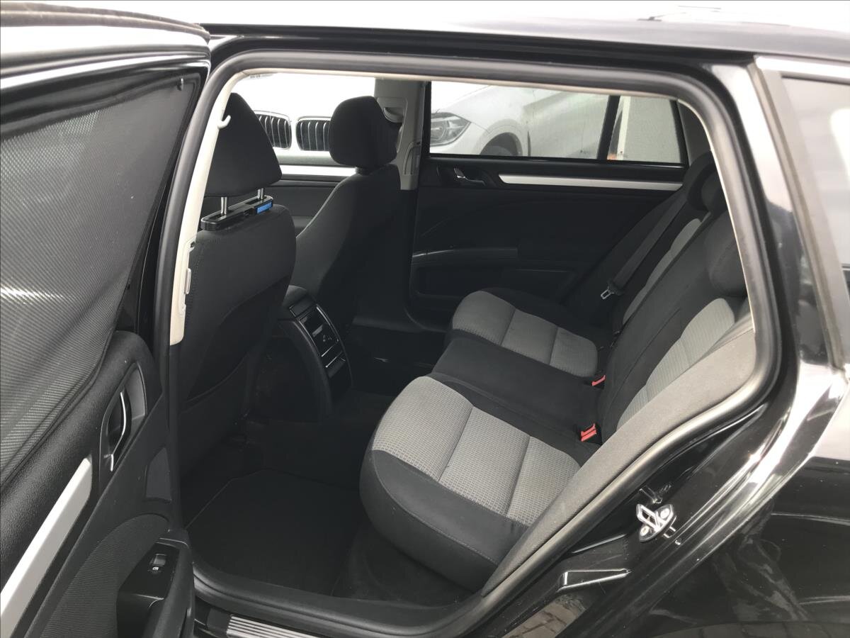 Škoda Superb Kombi 1,6 l 77 kw