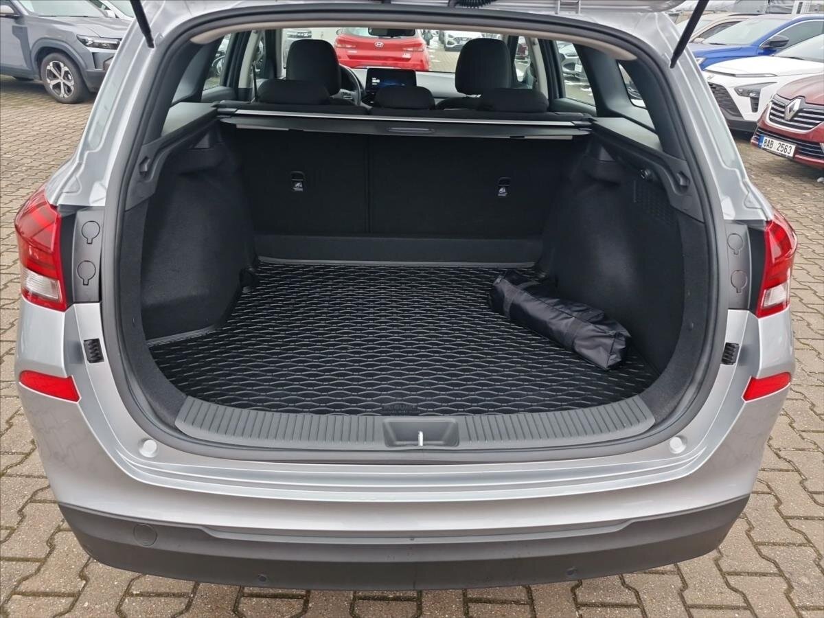 Hyundai i30 Kombi 1,5 l 71 kw