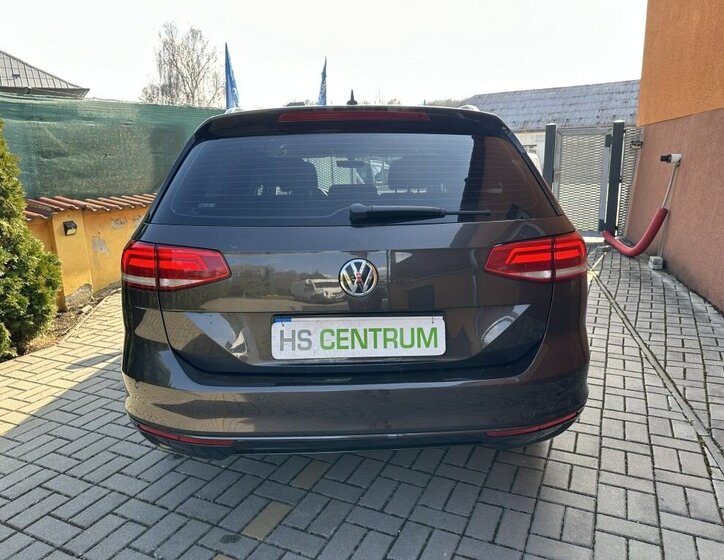 Volkswagen Passat Kombi 2,0 l 110 kw