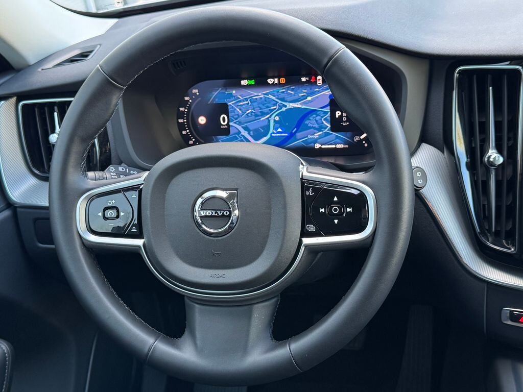 Volvo XC60 SUV / Terénní 2,0 l 184 kw