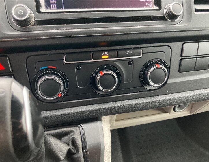 Volkswagen Transporter 30