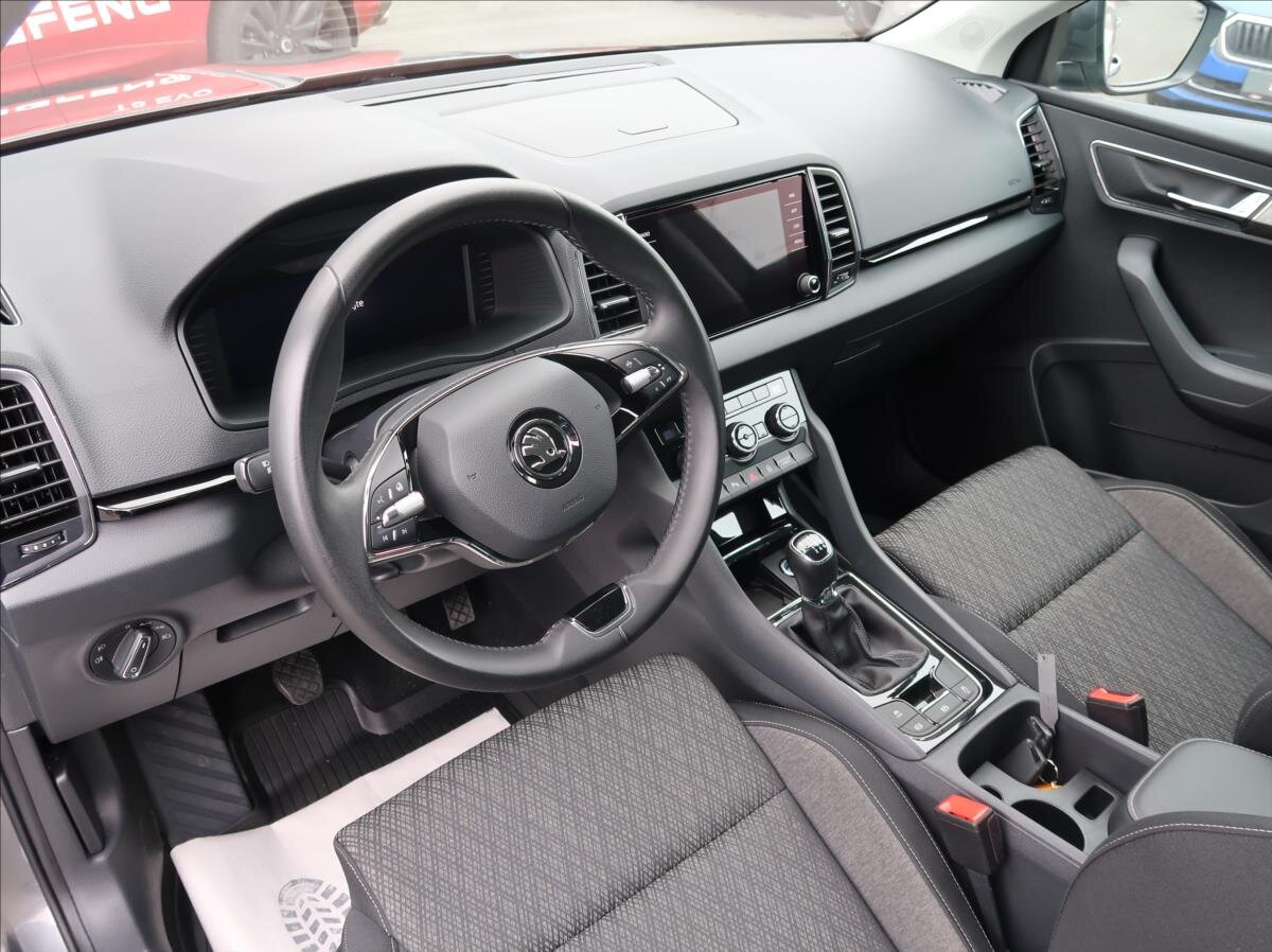 Škoda Karoq SUV / Terénní 2,0 l 85 kw