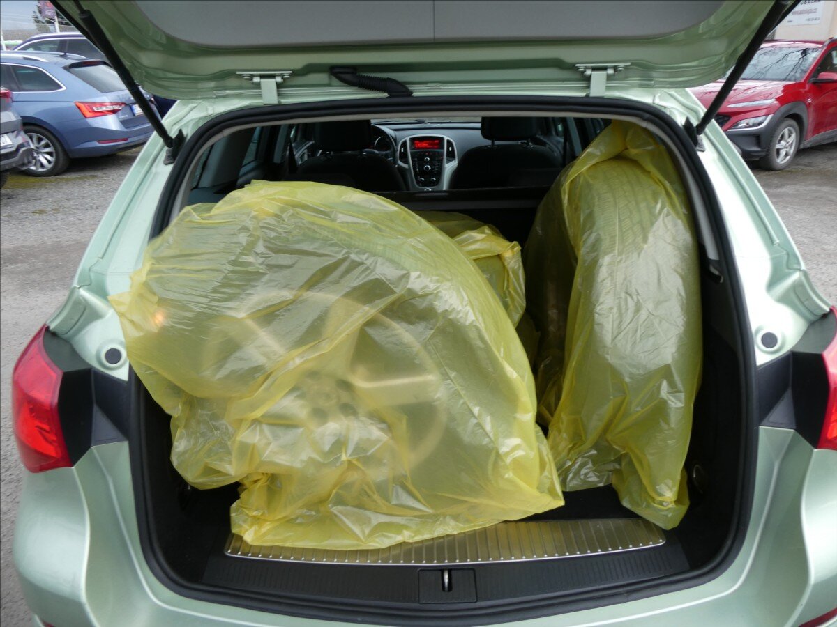 Opel Astra Kombi 1,4 l 88 kw