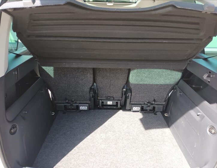 Škoda Roomster Kombi 1,2 l 63 kw