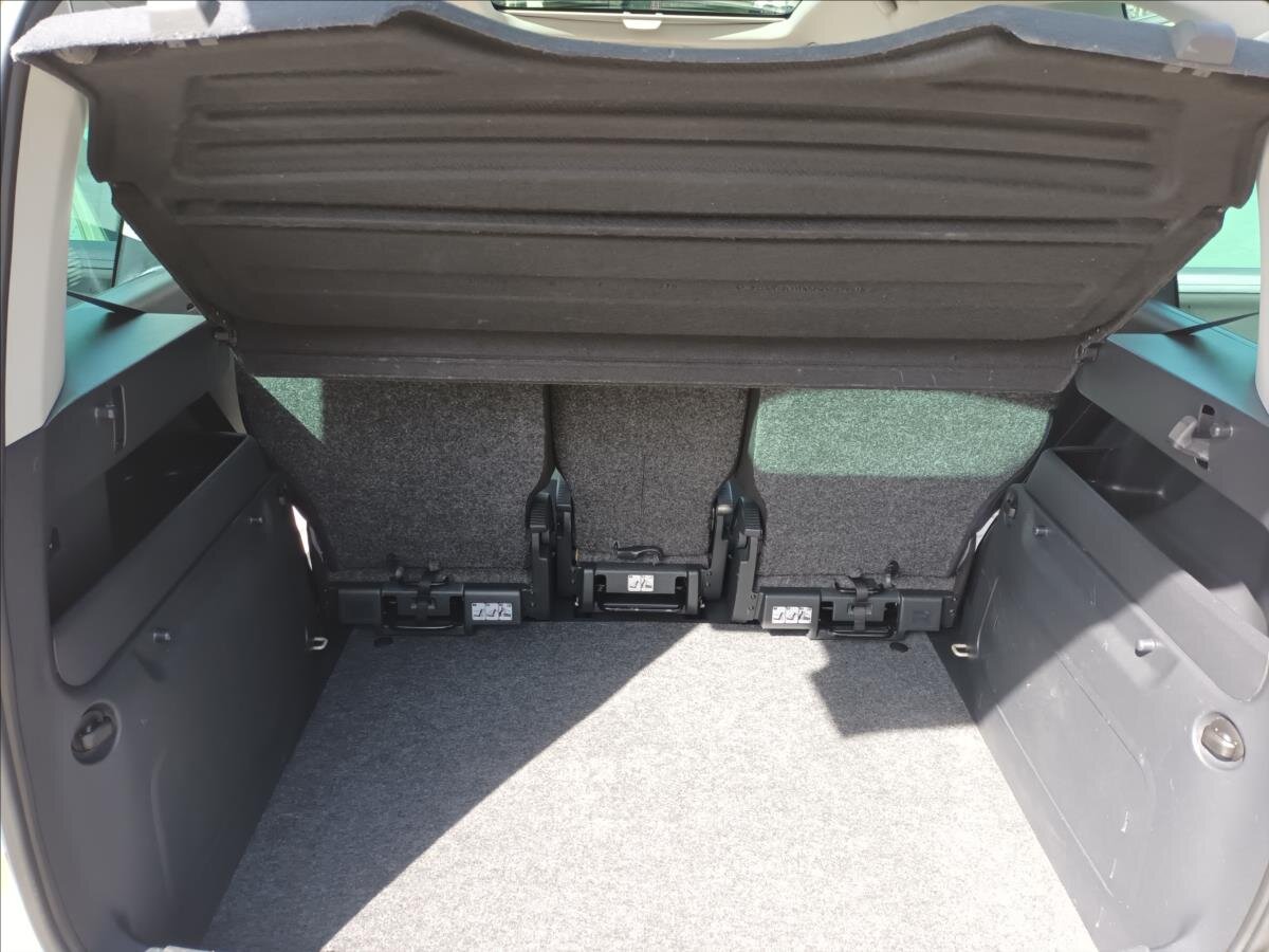 Škoda Roomster Kombi 1,2 l 63 kw