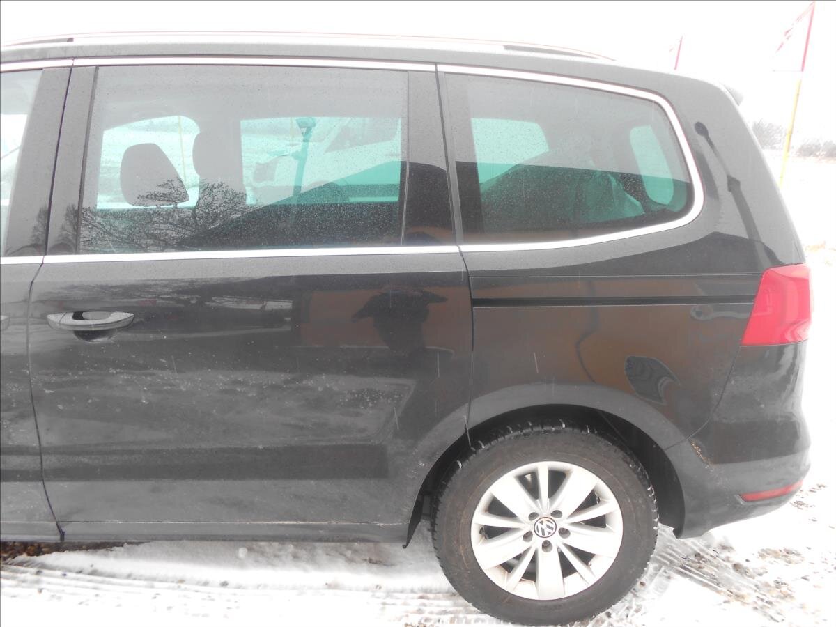 Volkswagen Sharan MPV 2,0 l 103 kw