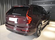 Volvo XC90 SUV / Terénní 2,0 l 335 kw