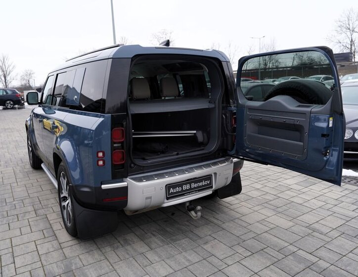 Land Rover Defender SUV 3,0 l 294 kw