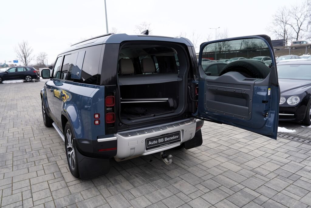 Land Rover Defender SUV 3,0 l 294 kw
