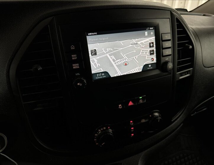 Mercedes-Benz Vito 23