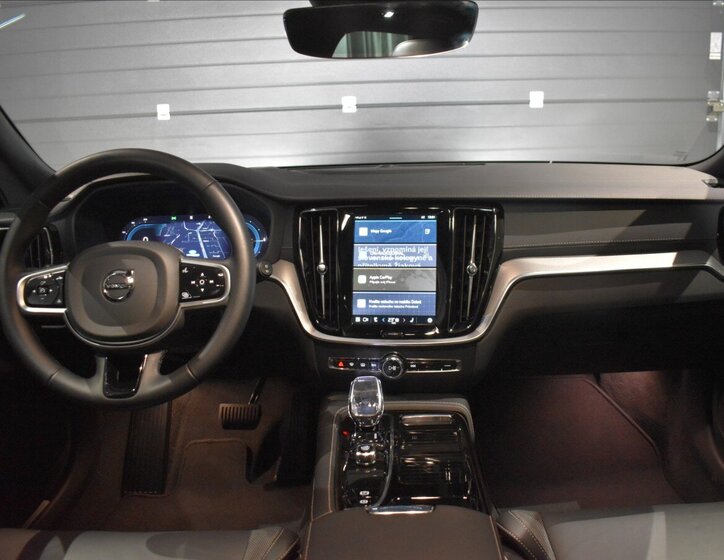 Volvo V60 Kombi 2,0 l 186 kw