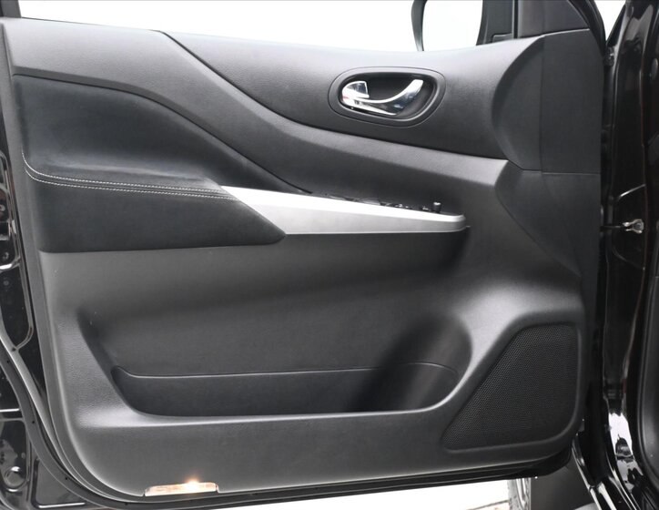 Nissan Navara Pick-up 2,3 l 140 kw