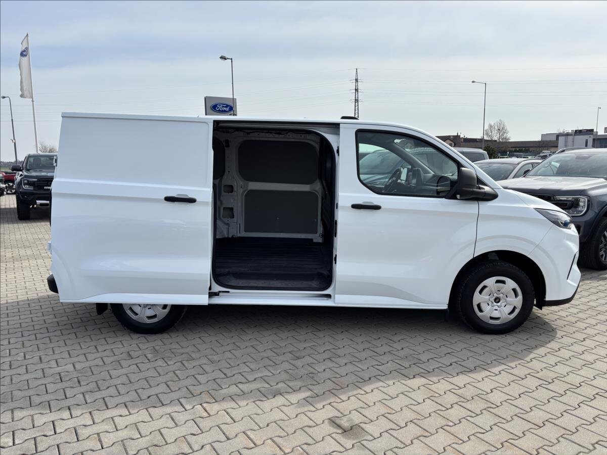 Ford Transit Custom Skříň 2,0 l 100 kw