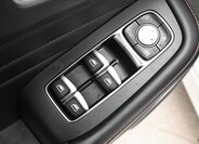 MG EHS SUV / Terénní 1,5 l 119 kw