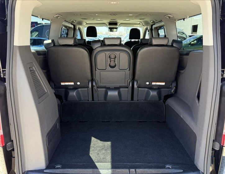 Ford Tourneo Custom MPV 2,0 l 136 kw