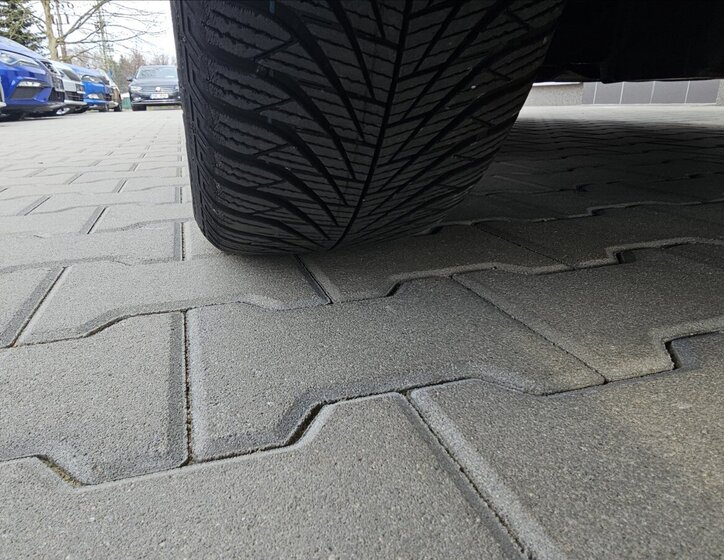 Toyota Yaris Hatchback 1,5 l 68 kw