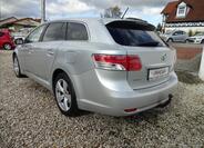 Toyota Avensis 5