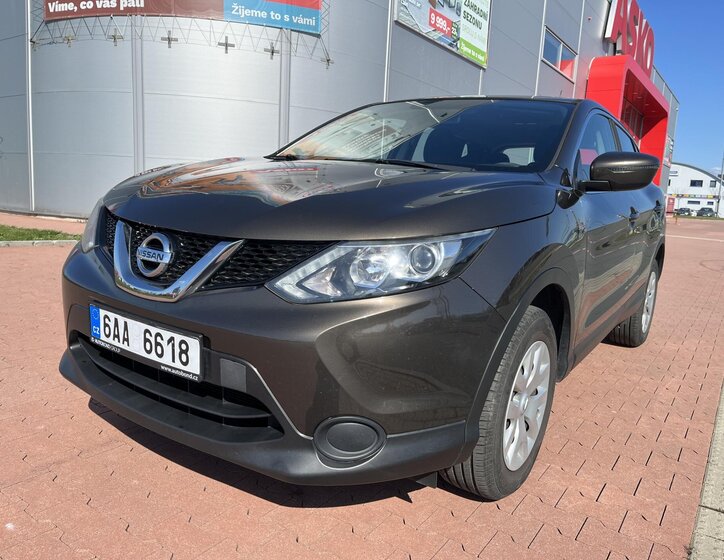Nissan Qashqai SUV / Terénní 1,2 l 85 kw