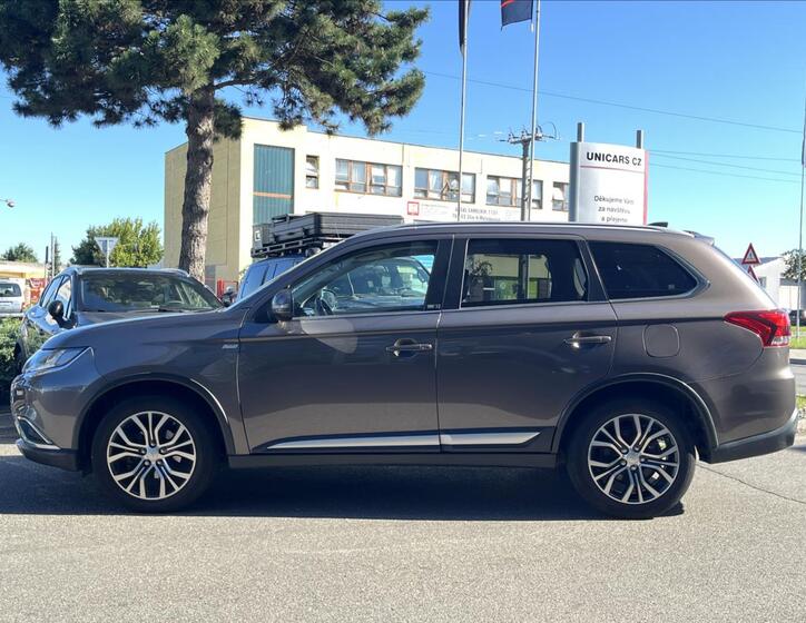 Mitsubishi Outlander 8