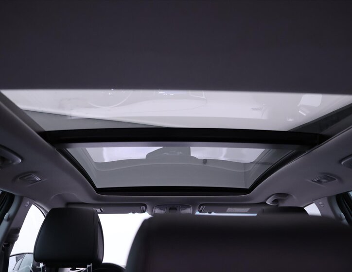 Hyundai Tucson SUV 2,0 l 136 kw