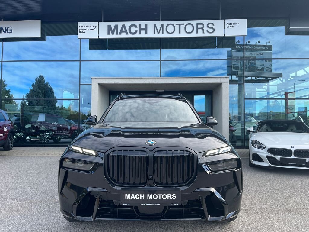 BMW X7 SUV / Terénní 3,0 l 250 kw