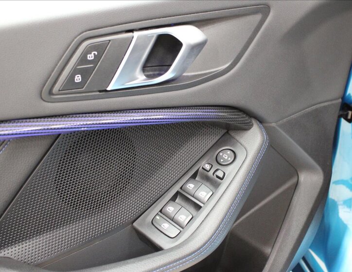 BMW Řada 2 Sedan / Limuzína 1,5 l 100 kw