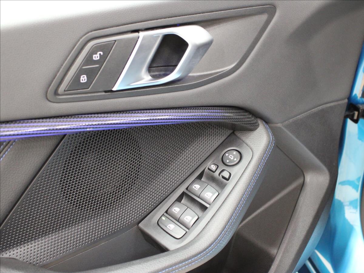 BMW Řada 2 Sedan / Limuzína 1,5 l 100 kw